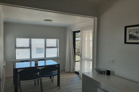 Photo of property in 1 Alan Avenue, Henderson, Auckland, 0610