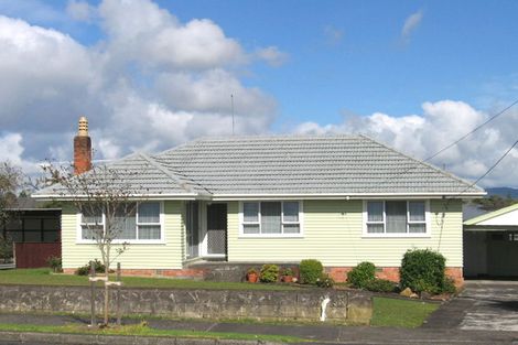 Photo of property in 676 Te Atatu Road, Te Atatu Peninsula, Auckland, 0610