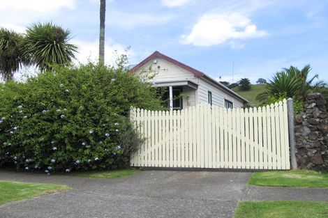 Photo of property in 54 Church Road, Mangere Bridge, Auckland, 2022
