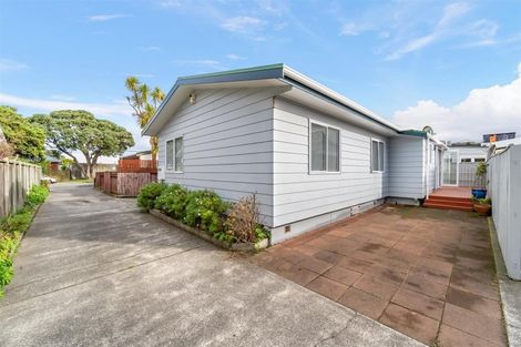 Photo of property in 35f2 Tahi Street, Miramar, Wellington, 6022