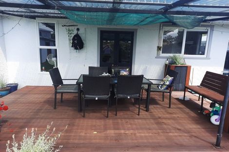 Photo of property in 8 Oban Place, Awapuni, Palmerston North, 4412