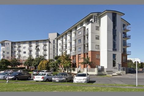 Photo of property in 4j/10 Crown Lynn Place, New Lynn, Auckland, 0600