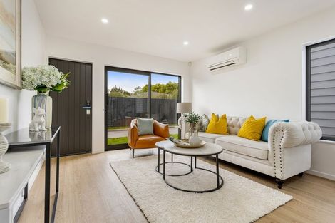 Photo of property in 4/20 Metcalfe Road, Ranui, Auckland, 0612