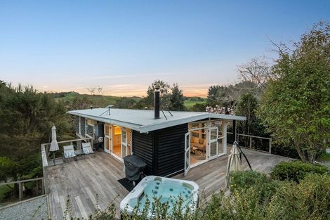 Photo of property in 86 Upper Waiwera Road, Puhoi, Silverdale, 0994