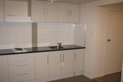 Photo of property in 18 Stanaway Street, Hillcrest, Auckland, 0627