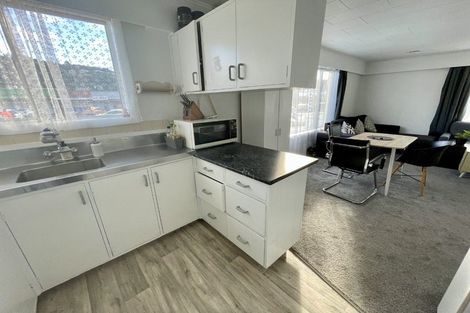 Photo of property in 205 Stokes Valley Road, Stokes Valley, Lower Hutt, 5019