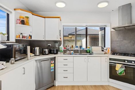 Photo of property in 8 Brixton Street, Islington, Christchurch, 8042