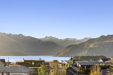 Photo of property in 30 Niger Street, Wanaka, 9305