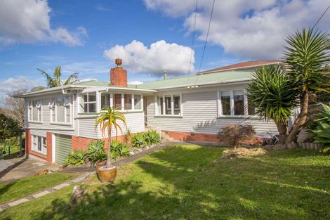 Photo of property in 10 Mcmillan Avenue, Te Kamo, Whangarei, 0112