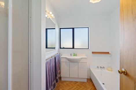 Photo of property in 9 Moana Street, Otaki Beach, Otaki, 5512