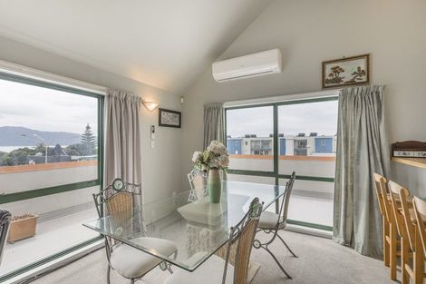 Photo of property in 3b/25 Maclean Street, Paraparaumu Beach, Paraparaumu, 5032