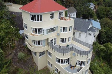 Photo of property in 29 Saint Michaels Crescent, Kelburn, Wellington, 6012