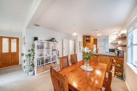 Photo of property in 8a Willow Grove, Ebdentown, Upper Hutt, 5018
