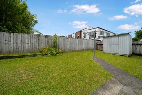 Photo of property in 2/29 Humphrey Kemp Avenue, Henderson, Auckland, 0612
