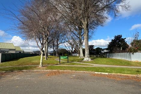 Photo of property in 16 Palmer Place, Parkvale, Hastings, 4122