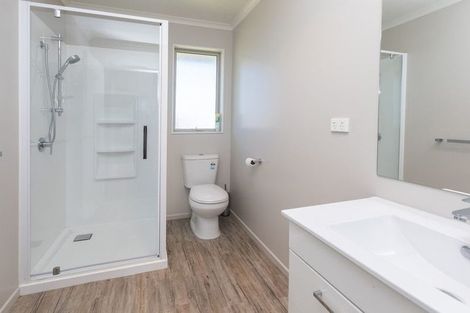 Photo of property in 215 Mairehau Road, Burwood, Christchurch, 8083