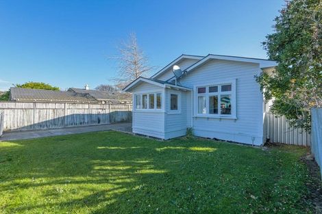 Photo of property in 98 Wood Street, Takaro, Palmerston North, 4410