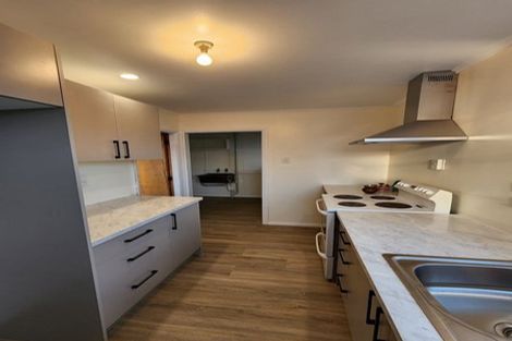 Photo of property in 66- 68 Waihora Crescent, Waitangirua, Porirua, 5024