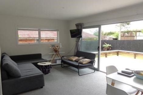 Photo of property in 1/35 Routley Drive, Glen Eden, Auckland, 0602