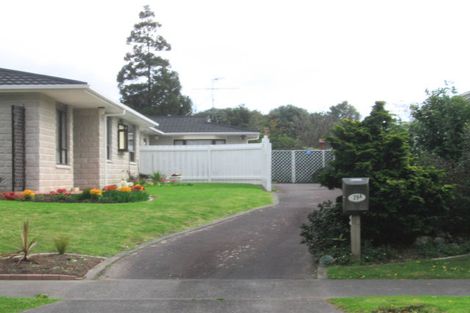 Photo of property in 29 Rosebank Grove, Waikanae, 5036
