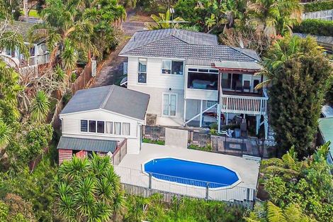 Photo of property in 35 Pipitea Place, Massey, Auckland, 0614