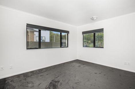 Photo of property in 125 Keri Vista Rise, Papakura, 2110