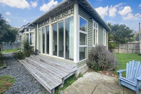 Photo of property in 24 Dryden Street, Sumner, Christchurch, 8081