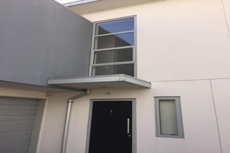 Photo of property in 30a Lyndon Street, Riccarton, Christchurch, 8041