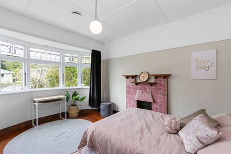 Photo of property in 10 Fraser Avenue, Johnsonville, Wellington, 6037