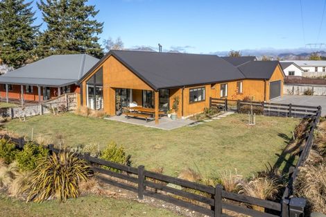 Photo of property in 1 Dumblane Way, Hanmer Springs, 7334