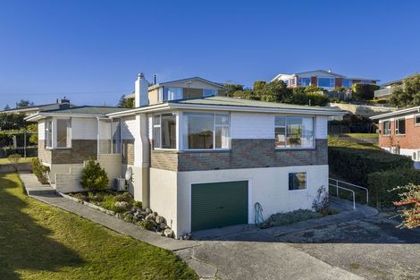 Photo of property in 1 Saint Andrew Place, Balclutha, 9230