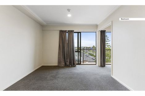 Photo of property in 4d/18 Ronwood Avenue, Manukau, Auckland, 2104