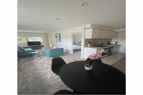 Photo of property in 206/8 Gray Avenue, Mangere East, Auckland, 2024