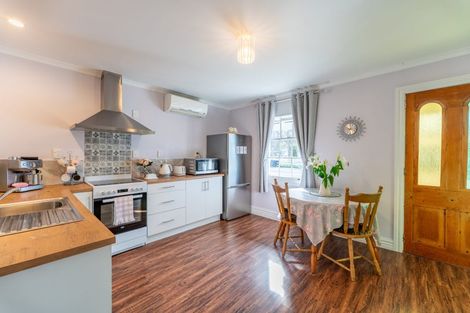 Photo of property in 136 Talbot Street, Geraldine, 7930