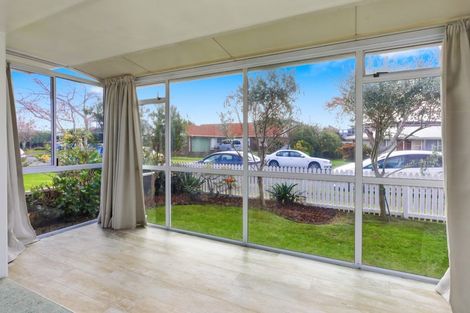 Photo of property in 4 Tupaea Place, Otumoetai, Tauranga, 3110