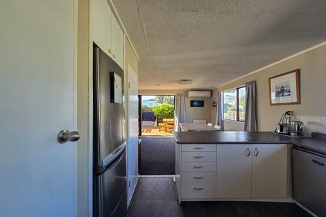 Photo of property in 386 Pukehina Parade, Pukehina, 3189