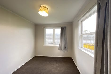 Photo of property in 25 Marewa Street, Te Atatu South, Auckland, 0610