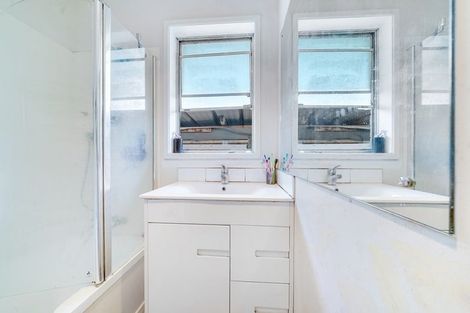 Photo of property in 471 Massey Road, Mangere East, Auckland, 2024