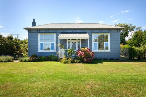 Photo of property in 30 Signal Street, Marton, 4710