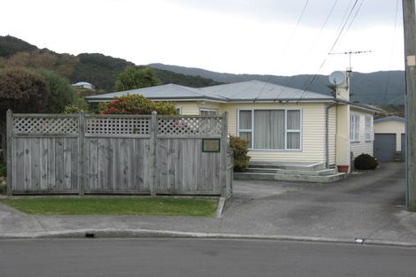 Photo of property in 12 Miles Crescent, Wainuiomata, Lower Hutt, 5014
