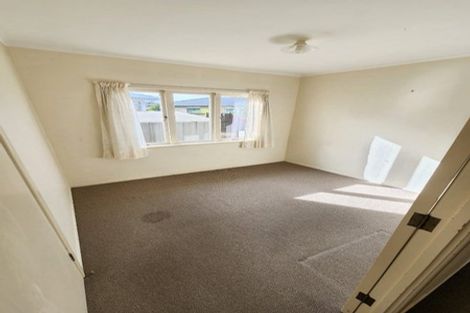Photo of property in 3 Cosgrave Road, Papakura, 2110