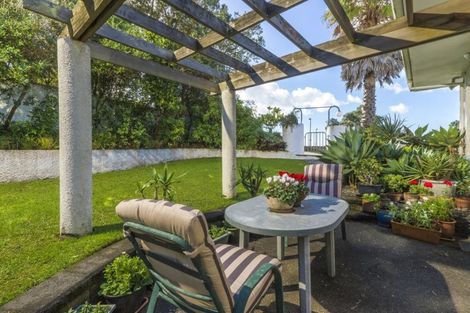 Photo of property in 1/11 Montrose Terrace, Mairangi Bay, Auckland, 0630