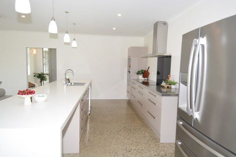 Photo of property in 4 Avalanche Place, Wanaka, 9305
