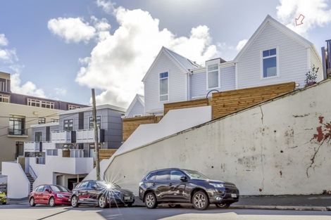 Photo of property in Pirie Street Townhouses, 35u8 Pirie Street, Mount Victoria, Wellington, 6011