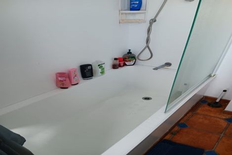 Photo of property in 23 Hawker Street, Mount Victoria, Wellington, 6011