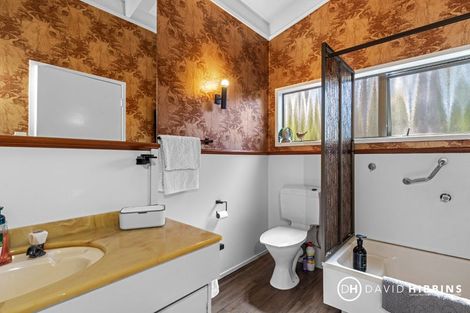 Photo of property in 9b Raymond Terrace, Northcote, Auckland, 0627