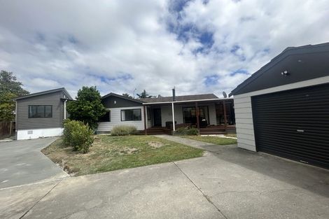 Photo of property in 29 Chadwick Place, Highbury, Palmerston North, 4412