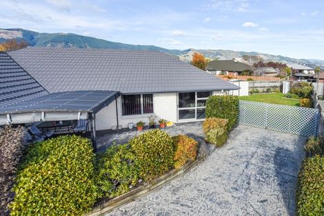 Photo of property in 19 Stead Crescent, Stoke, Nelson, 7011