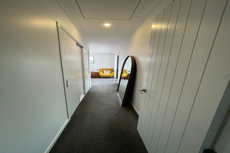 Photo of property in 8 Bellamont Street, Kumeu, 0810
