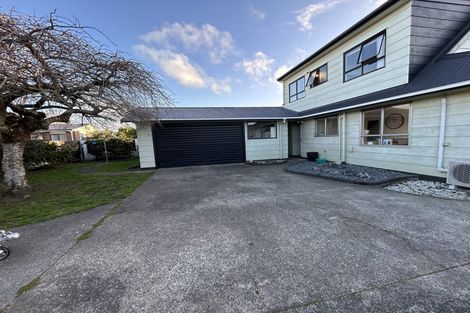 Photo of property in 48 Chaucer Street, Leamington, Cambridge, 3432